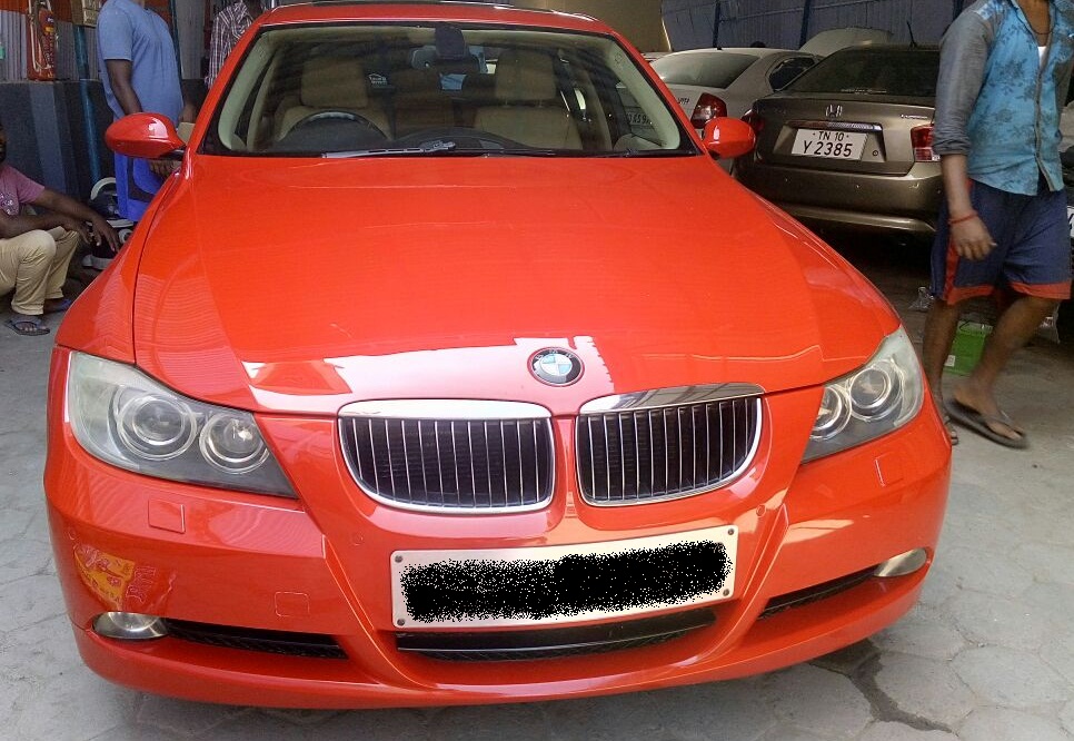 BMW Color change – Black to Red